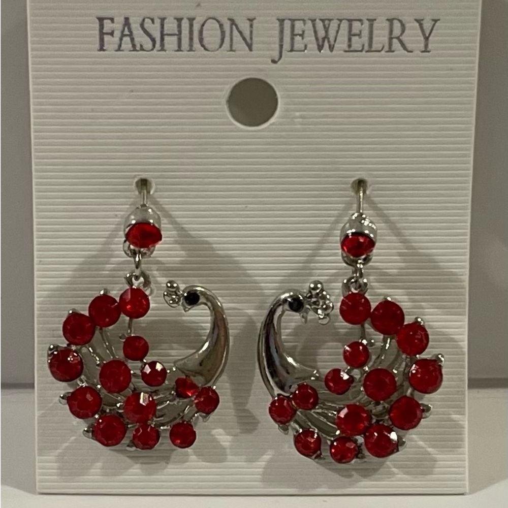 NWT Elegant Red and Silver Fashion Earrings - Picture 1 of 2